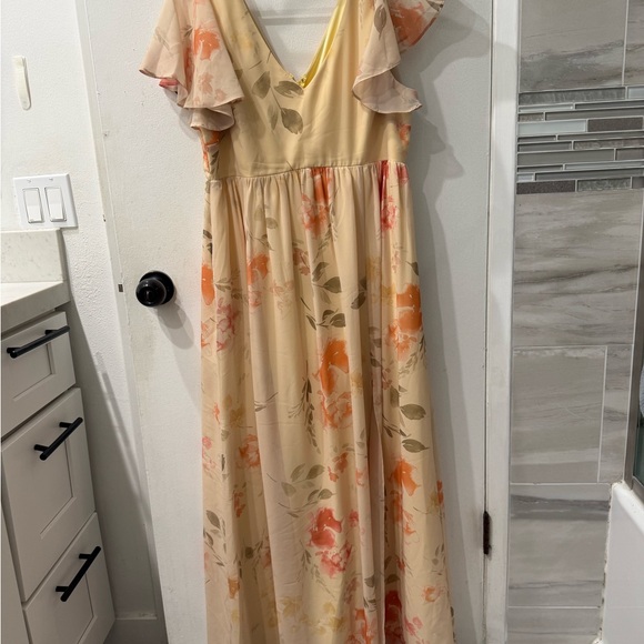 Birdy Grey Hannah Empire Yellow Chiffon Floral Dress in Size M - Picture 1 of 2